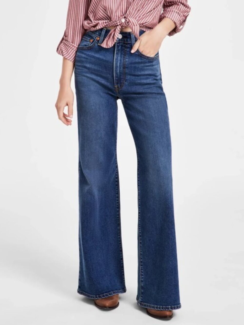 Levi's Ribcage Bell Jean 30x32 - Picture 9 of 15